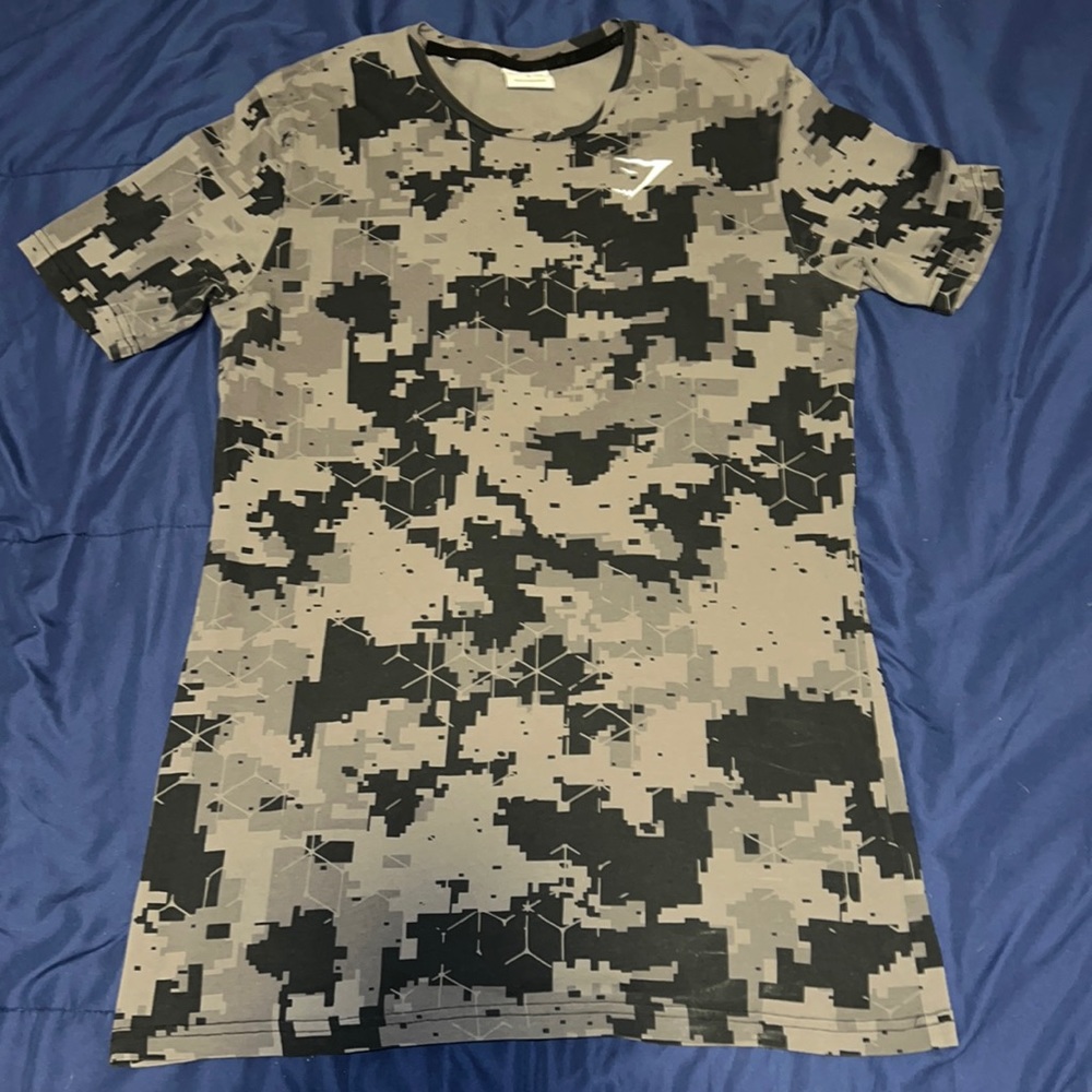 Gymshark compression tee